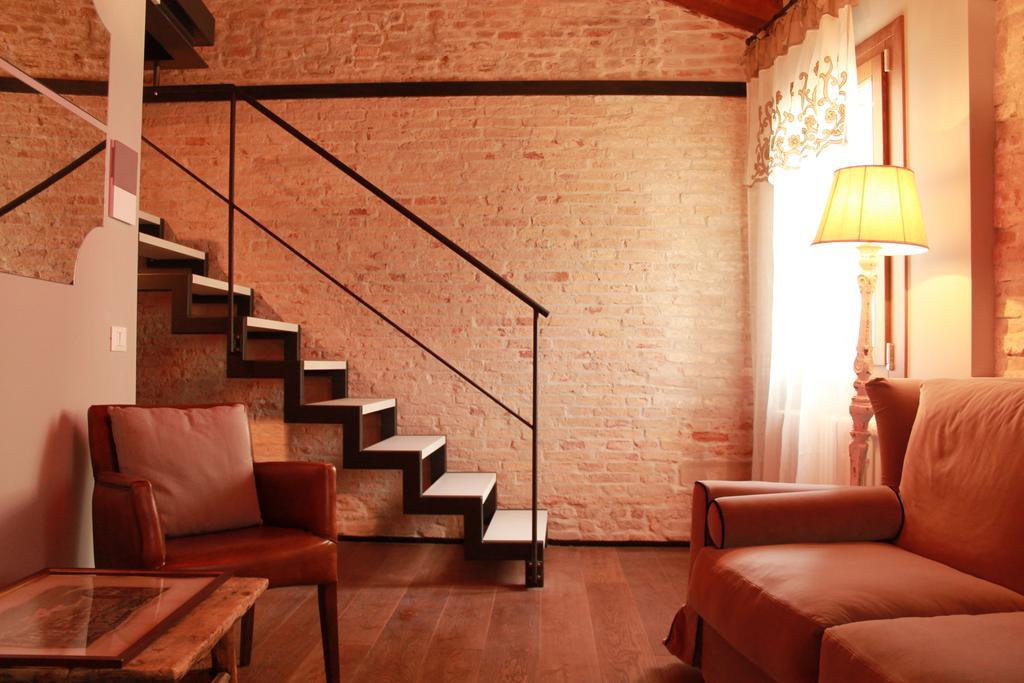 Bed & Breakfast Rosso Charm Venezia